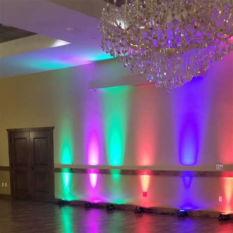 Uplighting amazon - Aug 7, 2019 · Buy Rechargeable Stage Par Lights U`King RGB 36 LED Battery Powered Par Wireless Uplights with DMX and Remote Control Uplighting Light for DJ Disco Events Wedding Birthday Party Indoor Live Show Bar: Stage Lights - Amazon.com FREE DELIVERY possible on eligible purchases 
